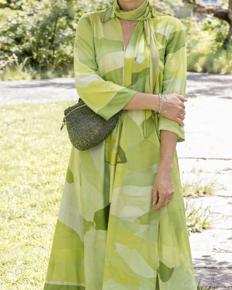 Alison | Sukienka midi damska w wiosenny print - Image 3