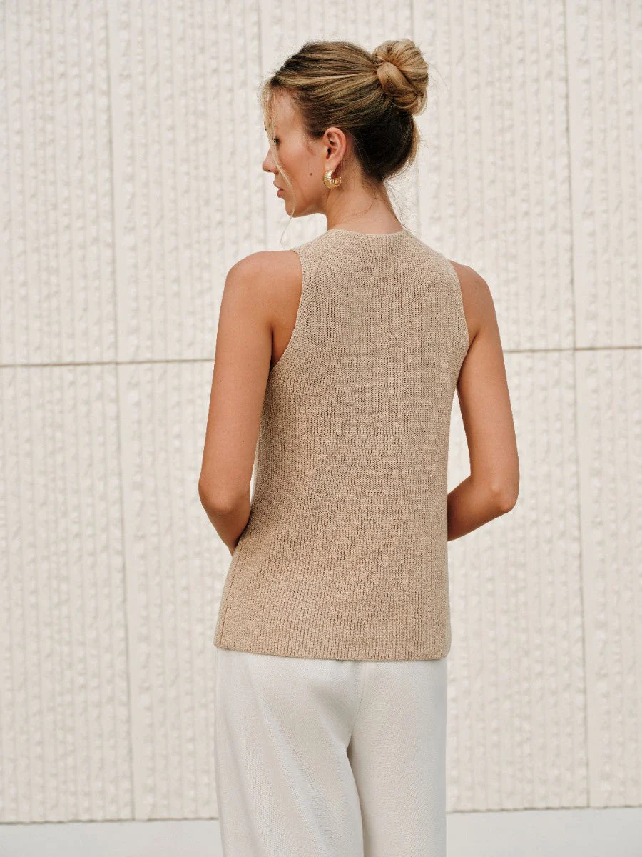 Becca | Top damski typu halter z krzyżowanym kołnierzem, dopasowany fason - Image 6