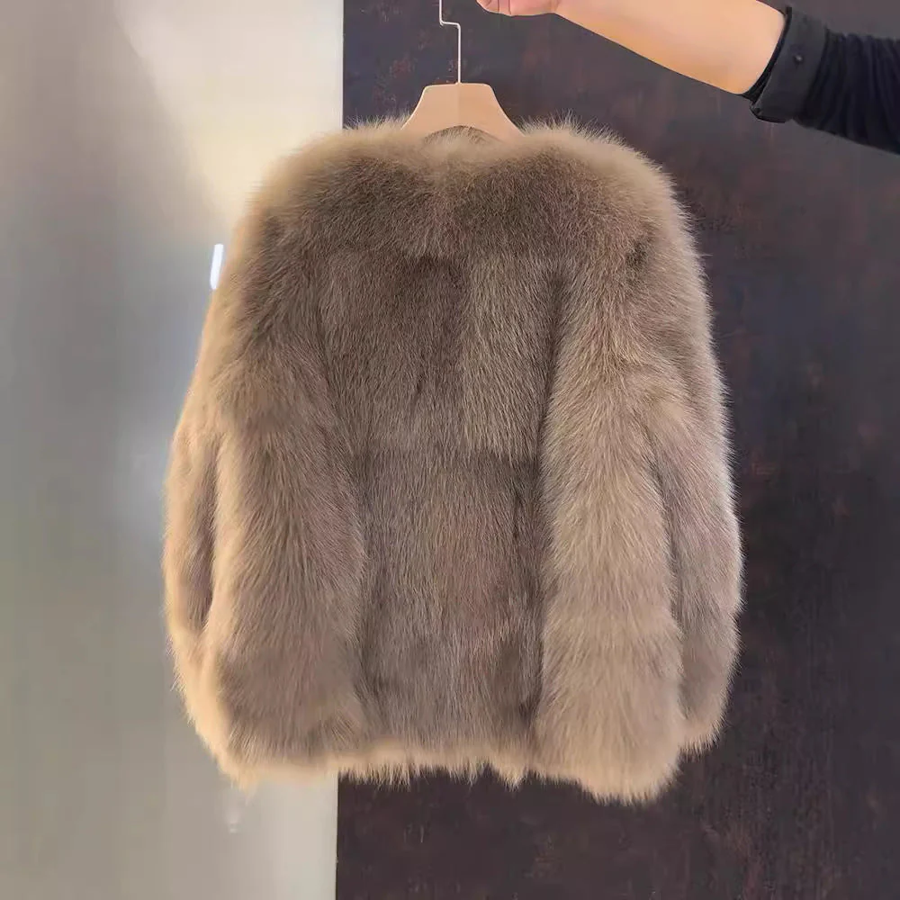 Blanche – Elegancka, modna, luksusowa kurtka damska z kieszeniami, wykonana z imitacji futra - Image 4