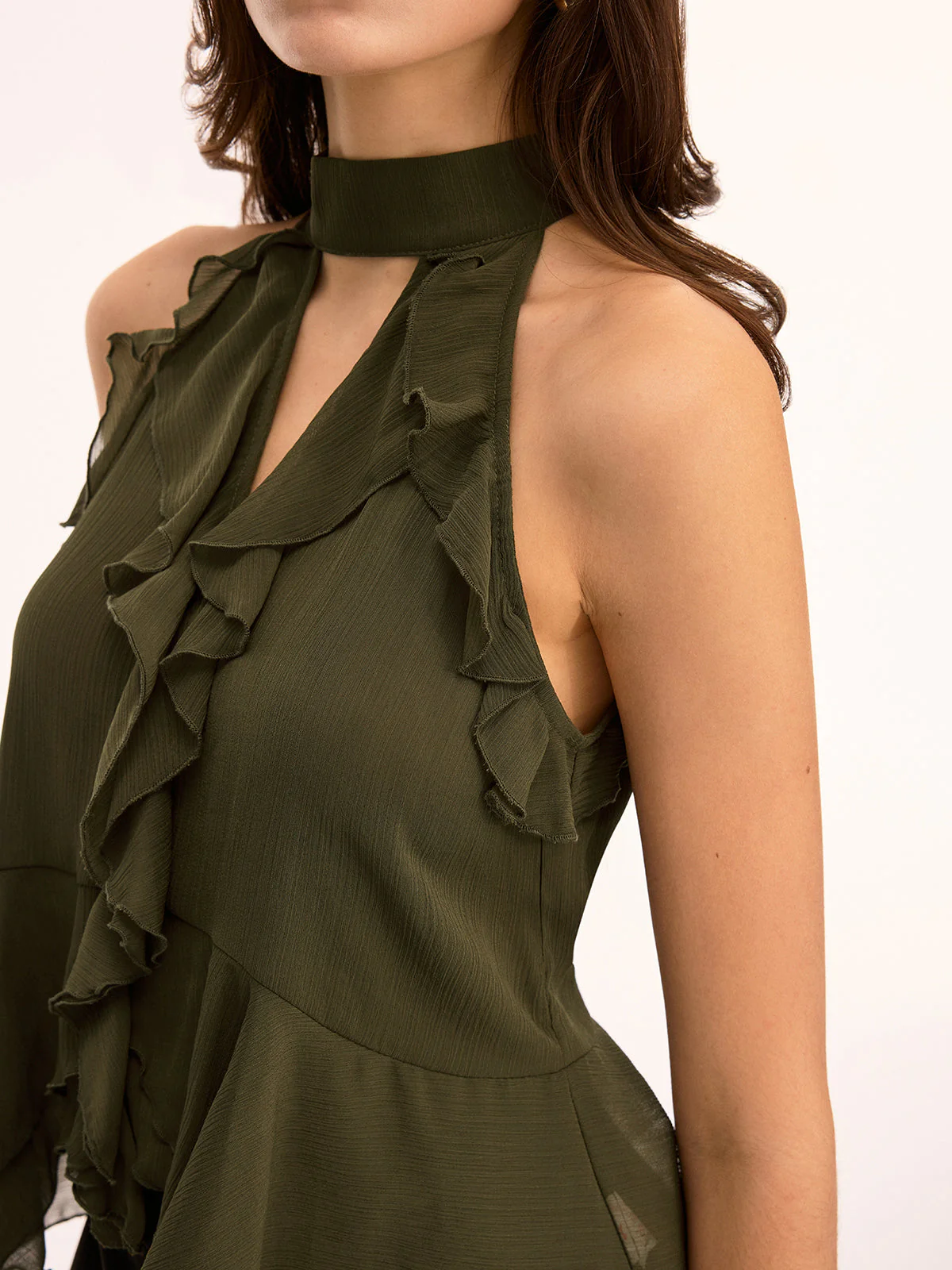 Carlena | Top damski typu halter z falbaną i peplum z szyfonu, elegancki fason - Image 4