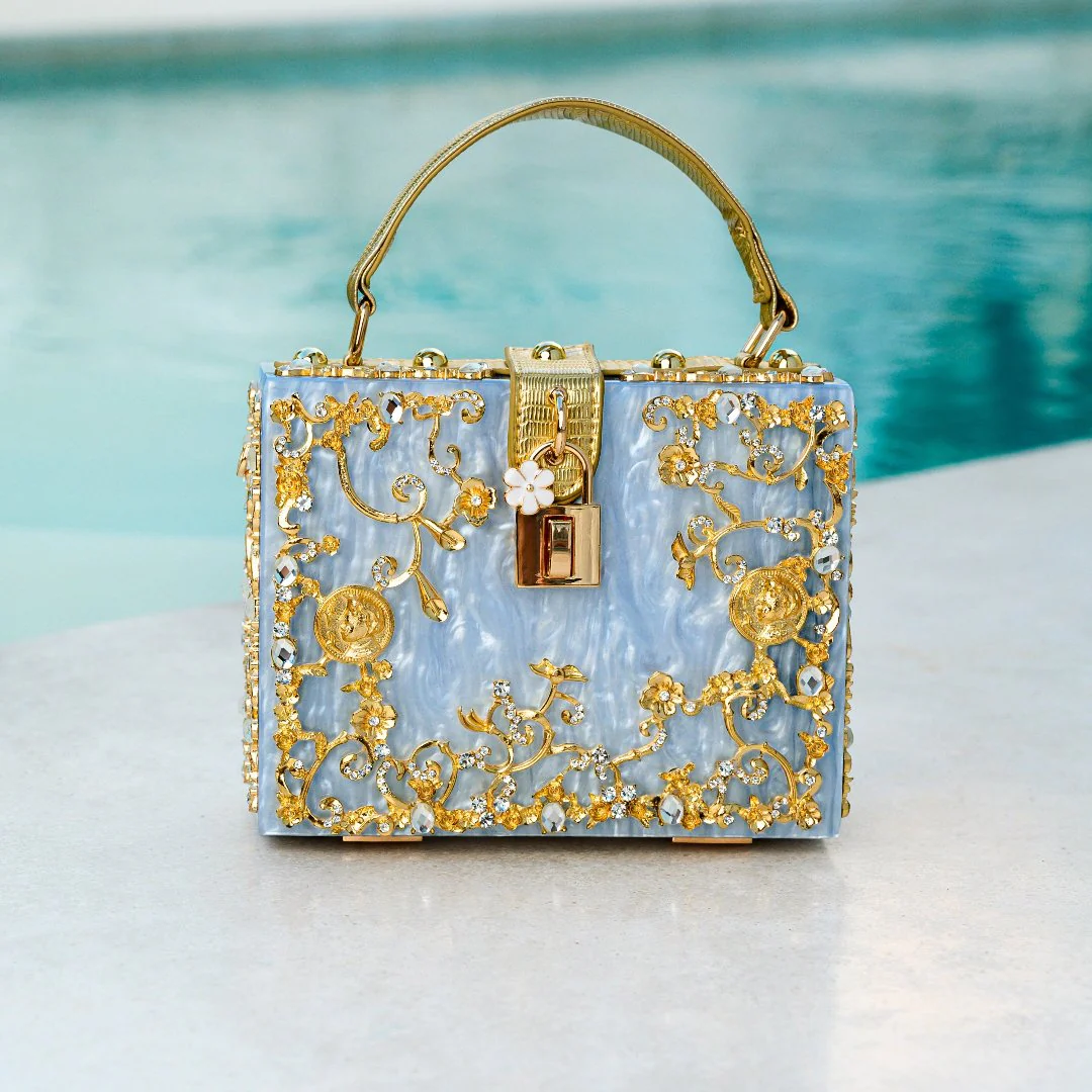 Cathy | Ekskluzywna torebka box bag, luksusowy design, złote detale kwiatowe, eleganczne metalowe zapięcie - Image 13