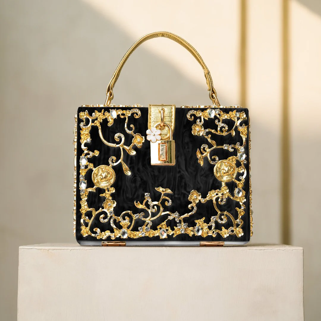 Cathy | Ekskluzywna torebka box bag, luksusowy design, złote detale kwiatowe, eleganczne metalowe zapięcie - Image 26