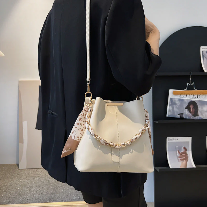 Danielle | Damska letnia torebka crossbody z łańcuszkiem, modna wszechstronna - Image 3