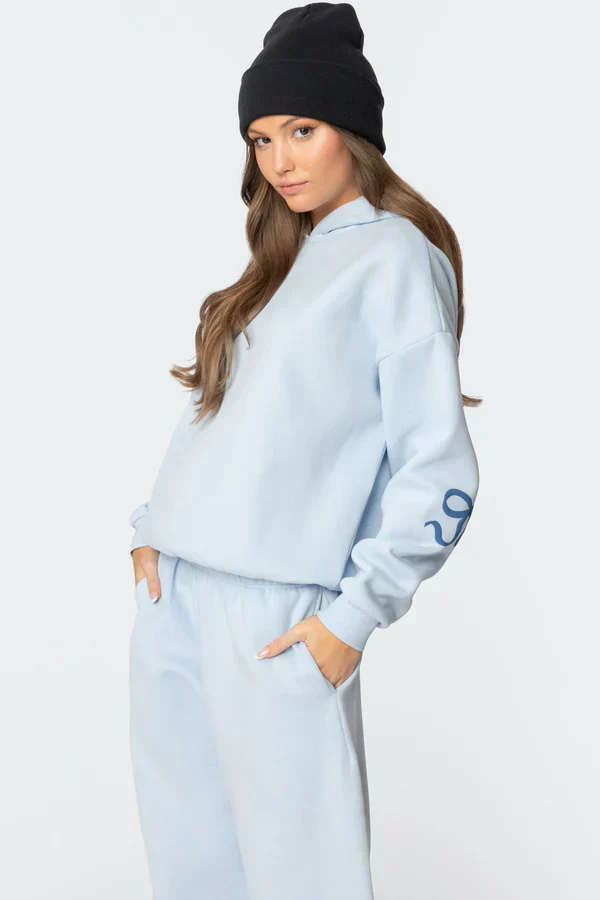 Delilah I Loungewear Niezbędny zestaw oversize'owej bluzy z kapturem i spodni - Image 14