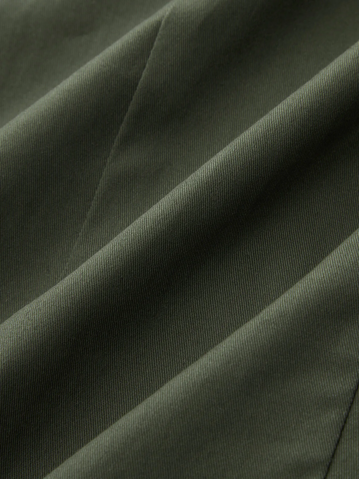 Faye | Komplet z topem peplum z plisowanymi rękawami i szortami - Image 6