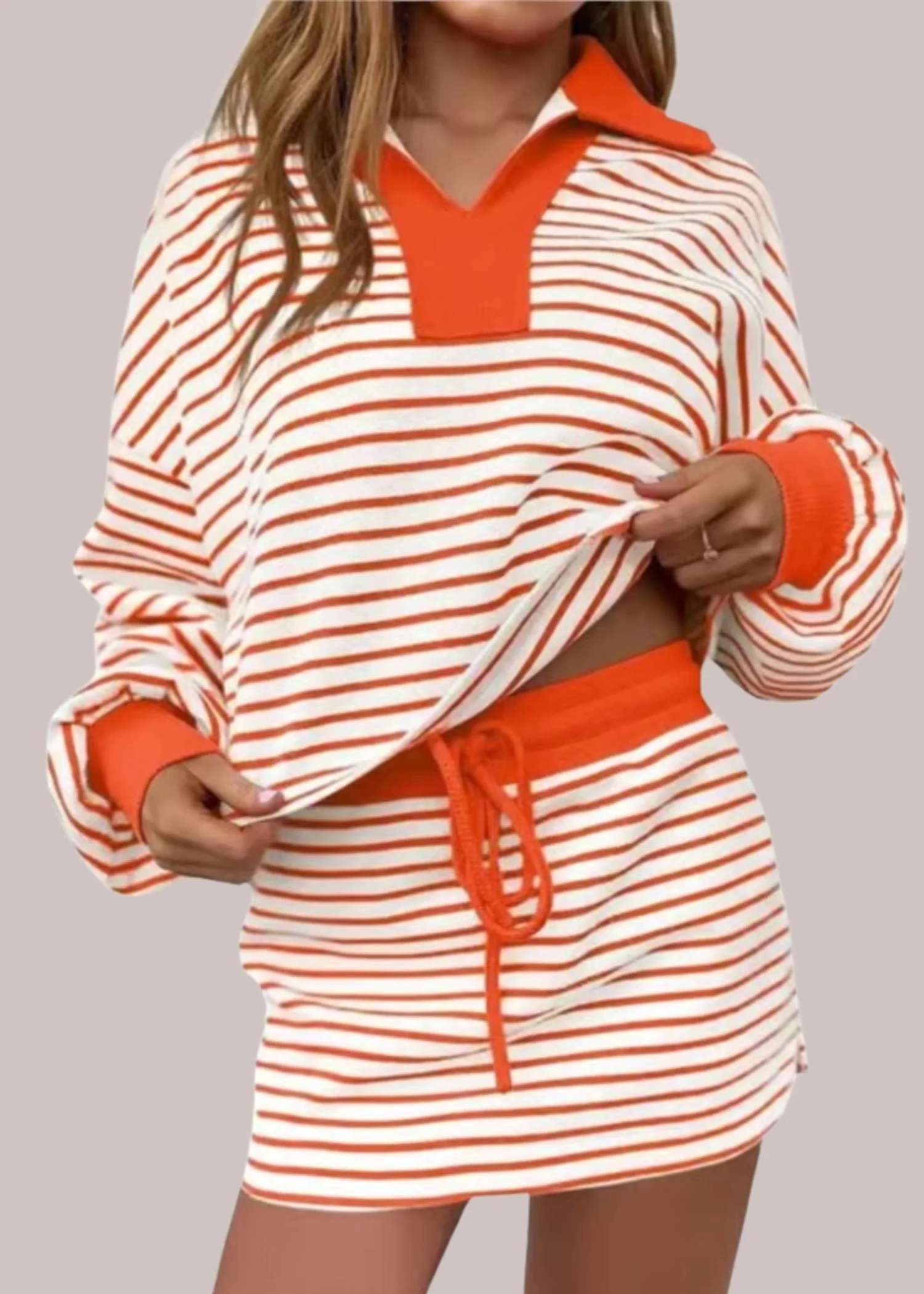 Haisley | komplet damski skort z topem polo w paski - Image 10
