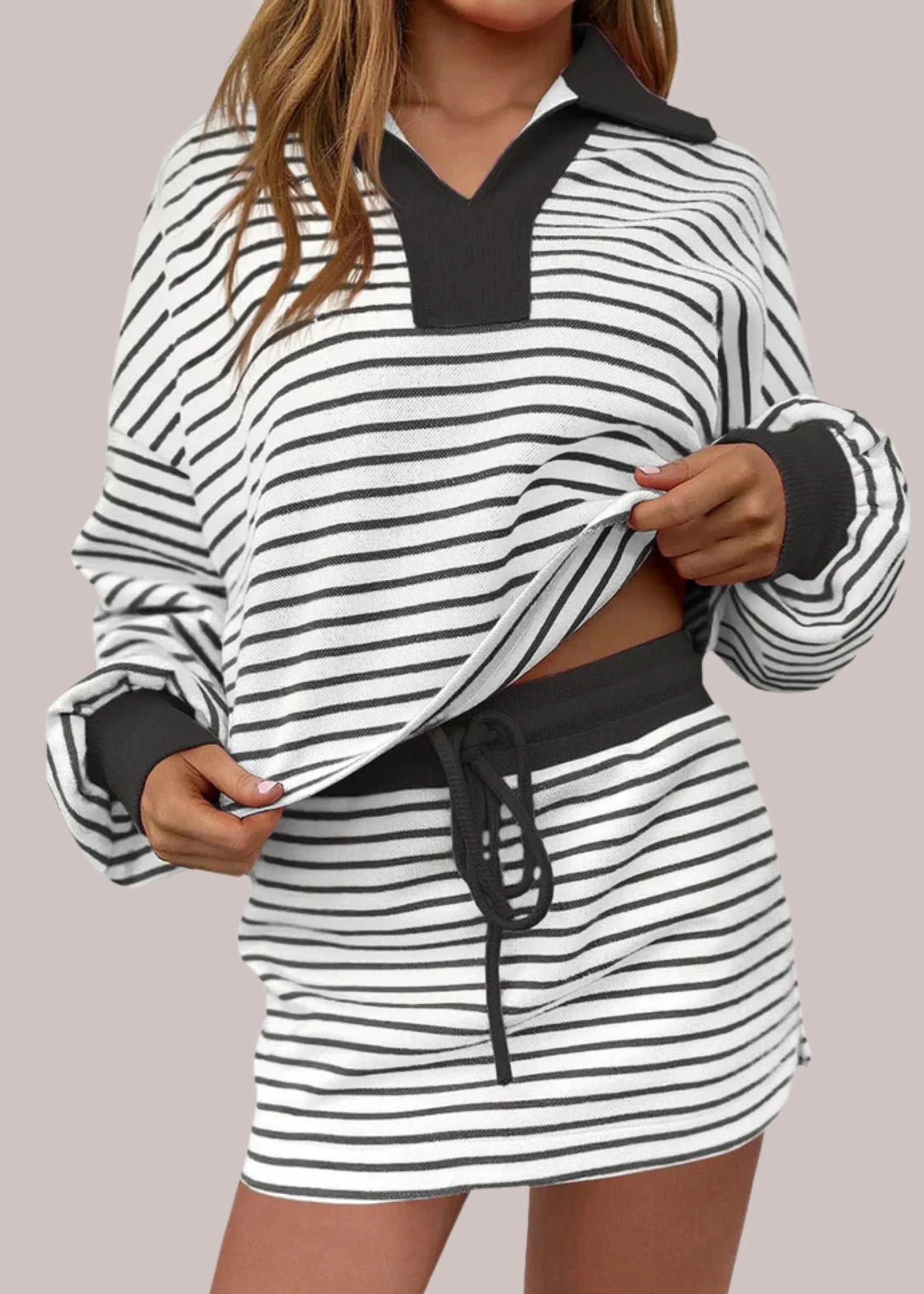 Haisley | komplet damski skort z topem polo w paski - Image 11