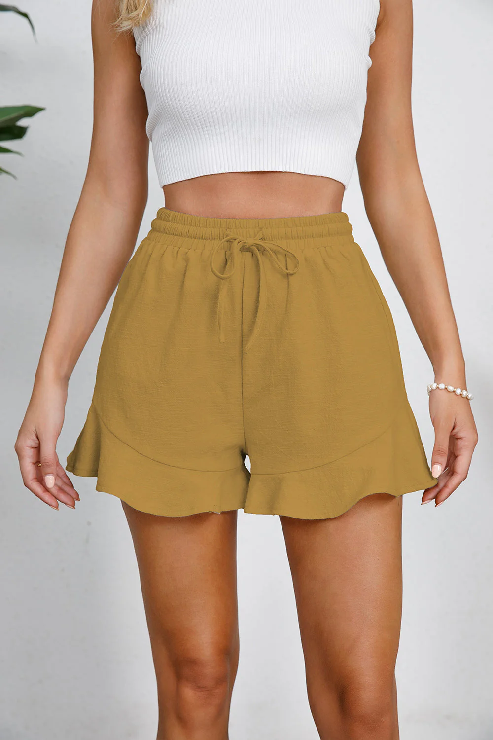Jade | stylowe szorty damskie z falbanką i sznurkiem - Image 11