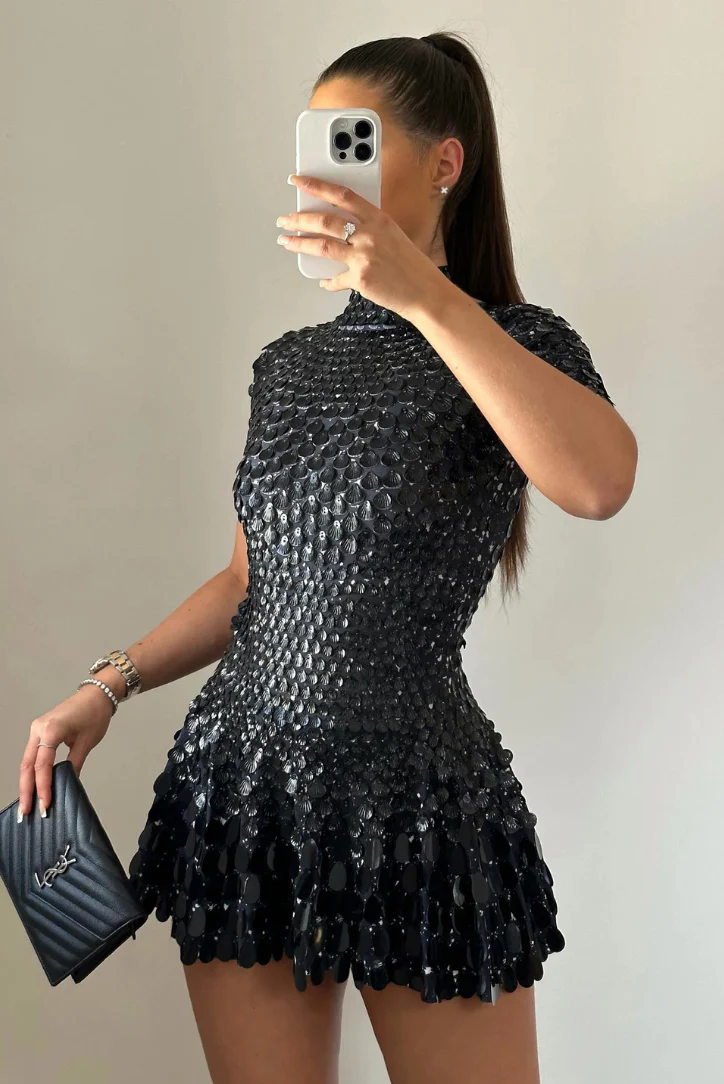 Judith | Sukienka damska z pełnym zdobieniem cekinami, elegancki fason wieczorowy, efektowny połysk - Image 8