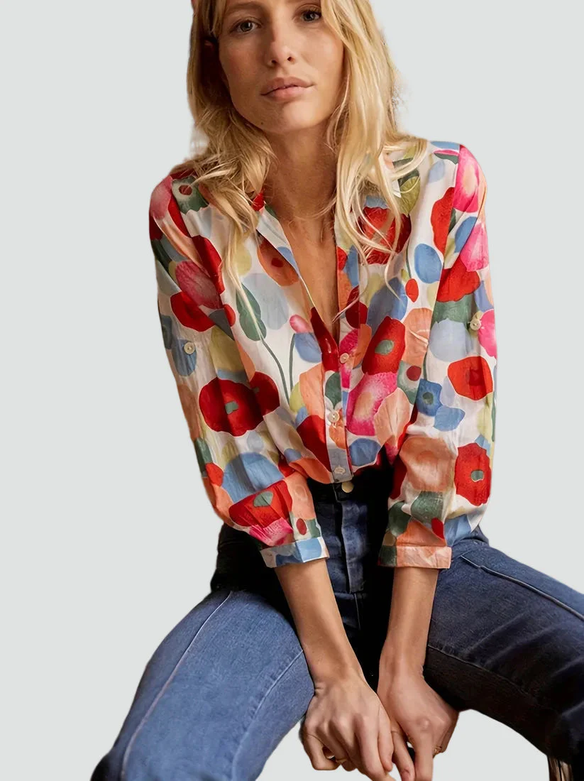 Katey | Elegancka bluzka damska w kwiatowy print zapinana na guziki - Image 2