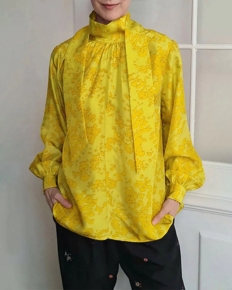 Kathy | Luźna bluzka damska z długim rękawem i wiązaniami w casualowym stylu - Image 2