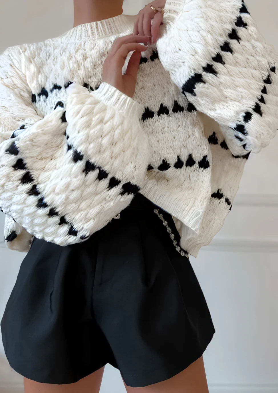 Luci | Nowoczesny damski sweter oversize, dzianinowy z wzorem, wygodny i stylowy fason - Image 4
