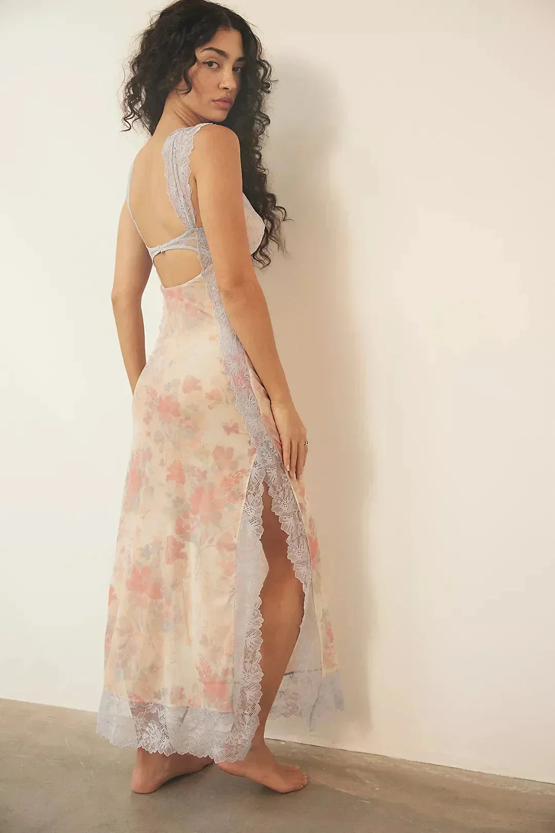 Lucinda | Sukienka damska maxi w kwiaty z przezroczystą koronką - Image 12
