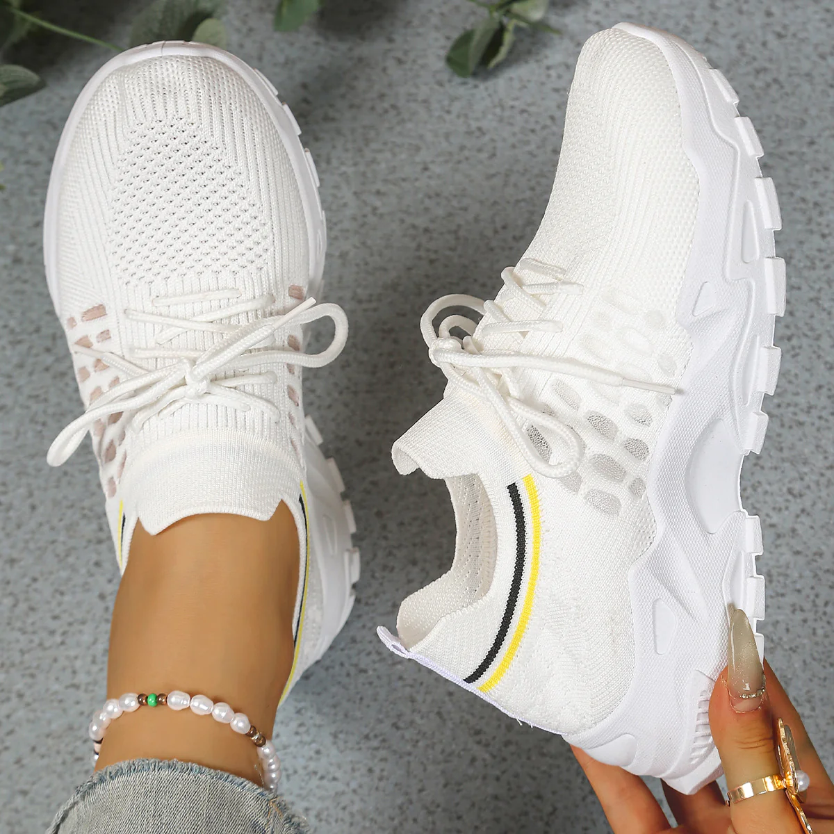 Maxine | Damskie sneakersy ortopedyczne z podparciem łuku stopy i szerokim przodem - Image 3