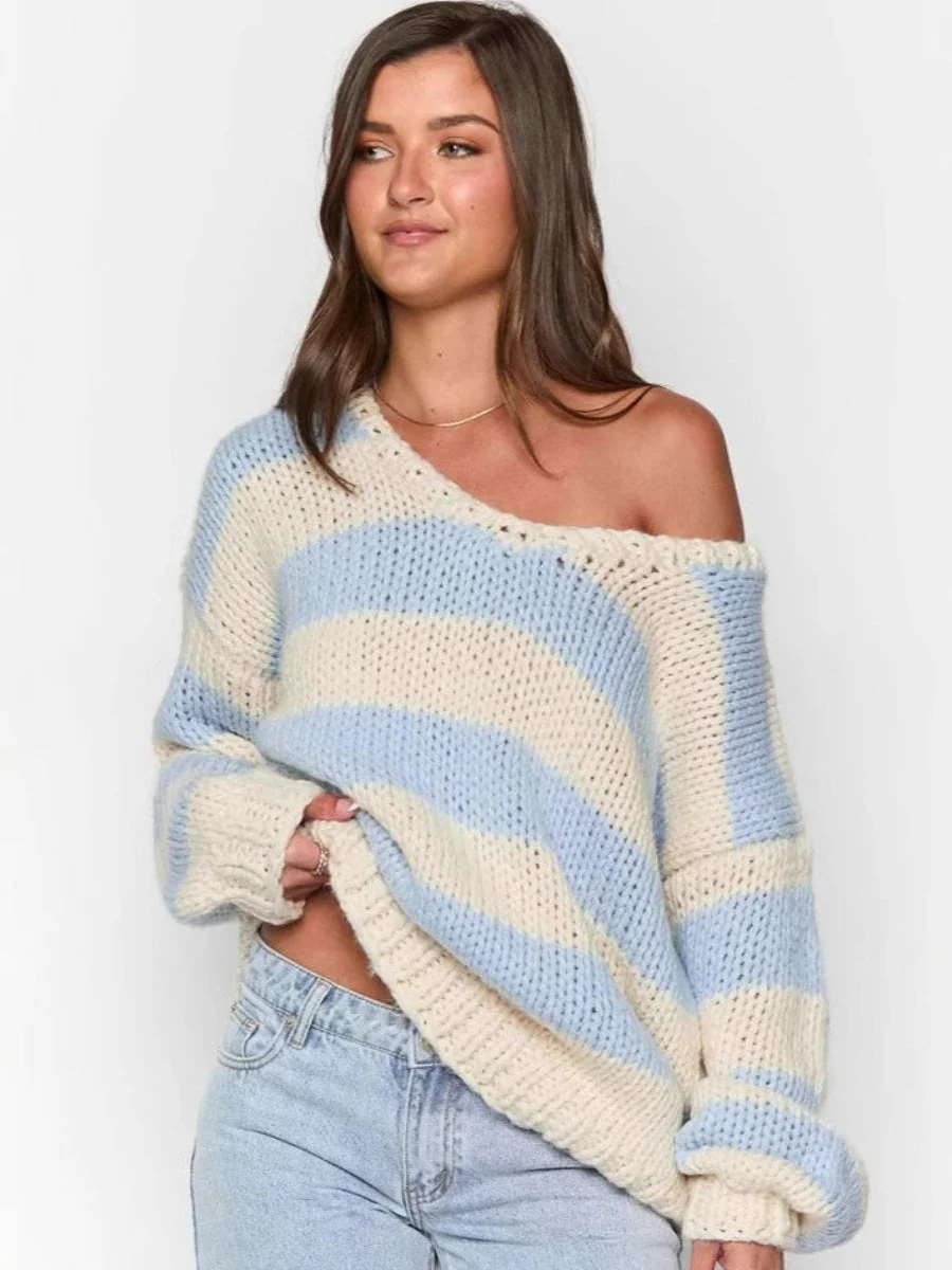 Megan | Damski gruby sweter dzianinowy w paski z odkrytymi ramionami - Image 3