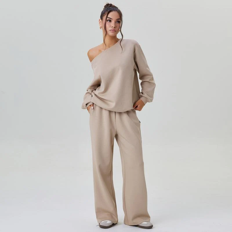 Michele | Damski komplet loungewear off-shoulder z szerokimi nogawkami - Image 5