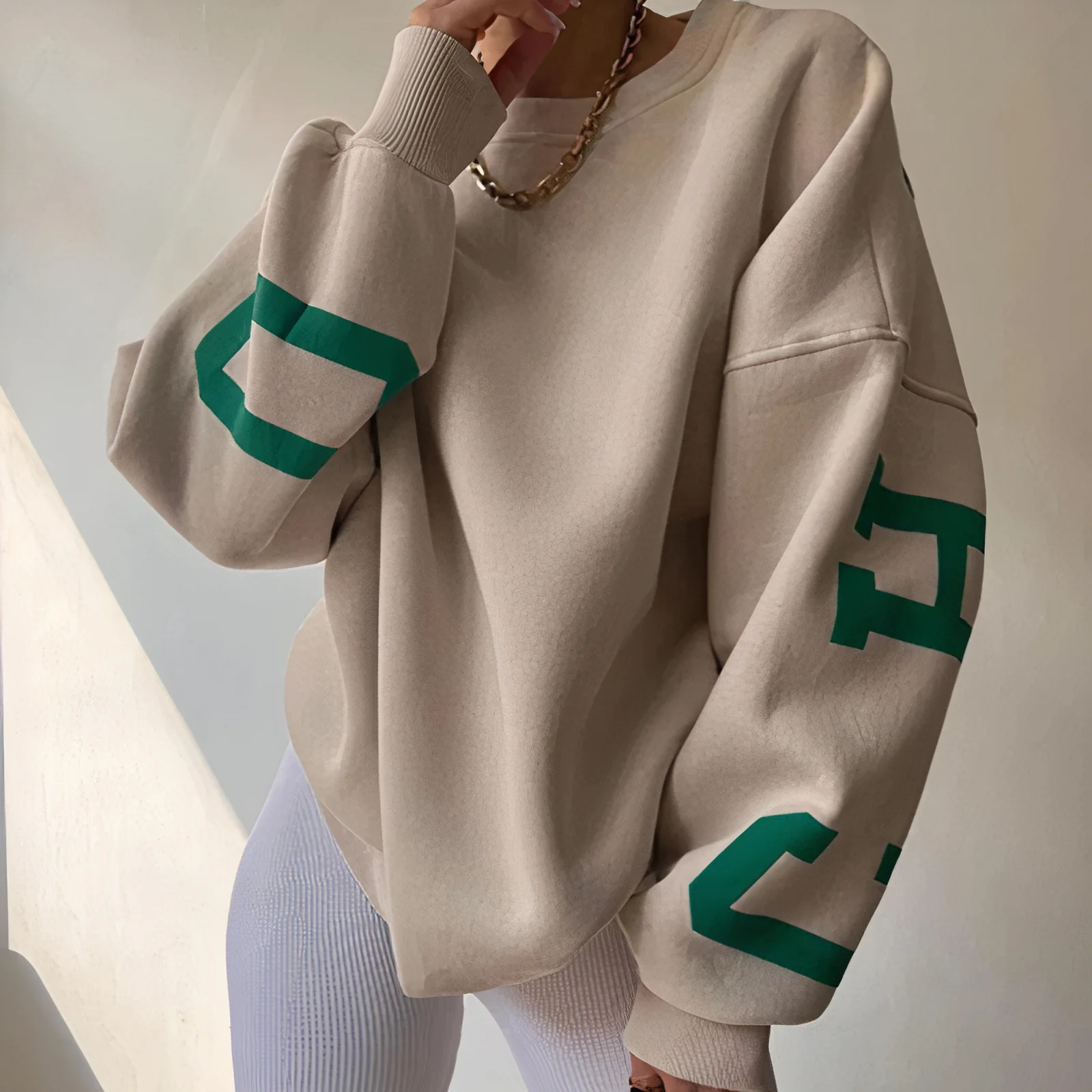 Nina – współczesny damski sweter oversize - Image 3