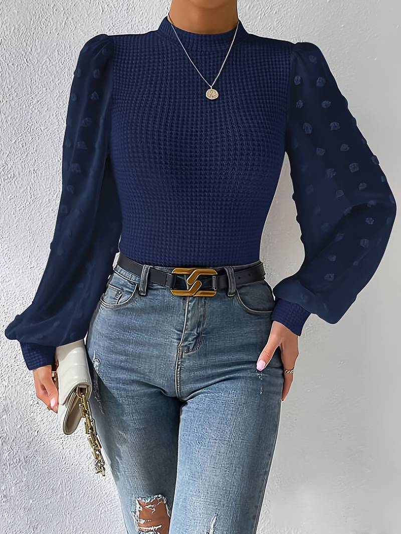 Paula – damski sweter z falbanami i rękawami z bufkami w groszki - Image 2