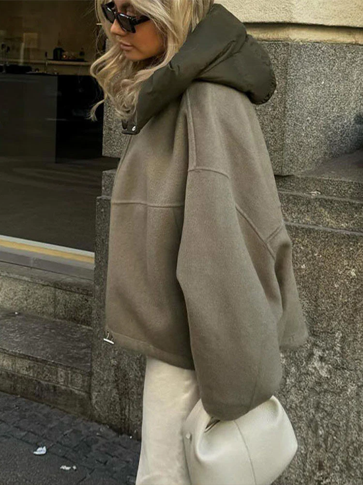 Rosalie – damski, elegancki płaszcz w stylu streetwearowym z kapturem - Image 14