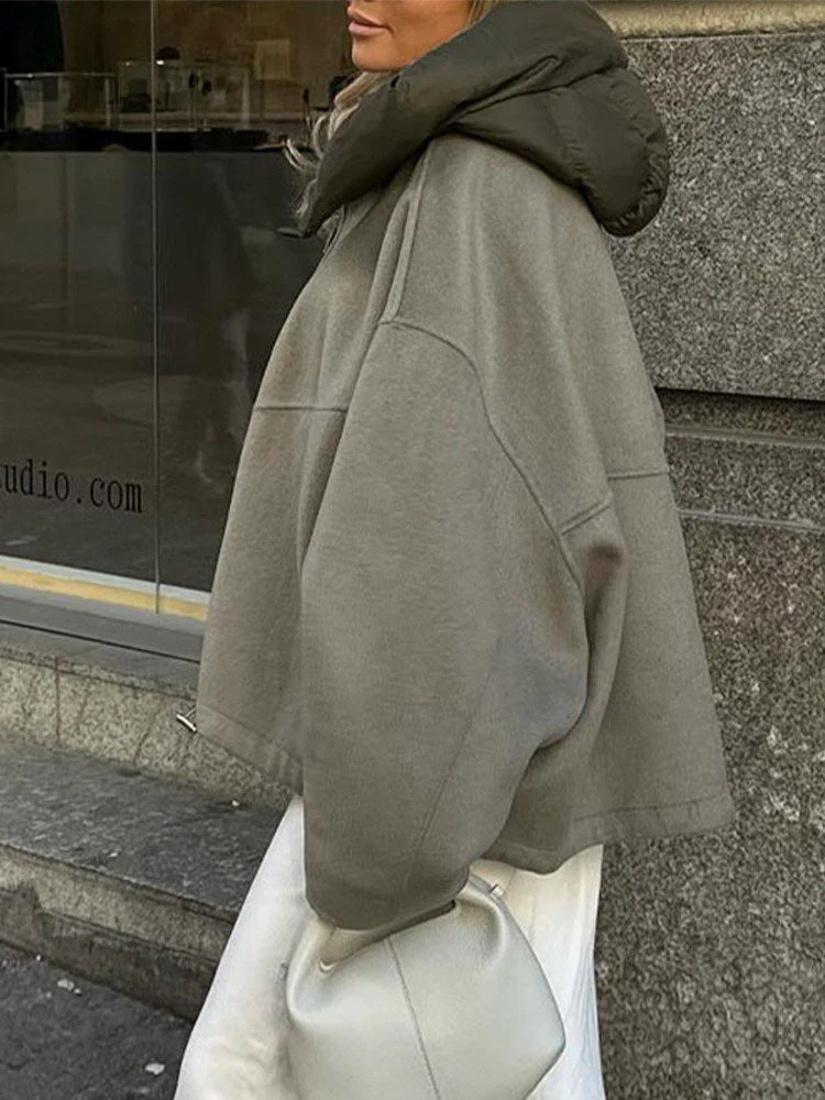 Rosalie – damski, elegancki płaszcz w stylu streetwearowym z kapturem - Image 15