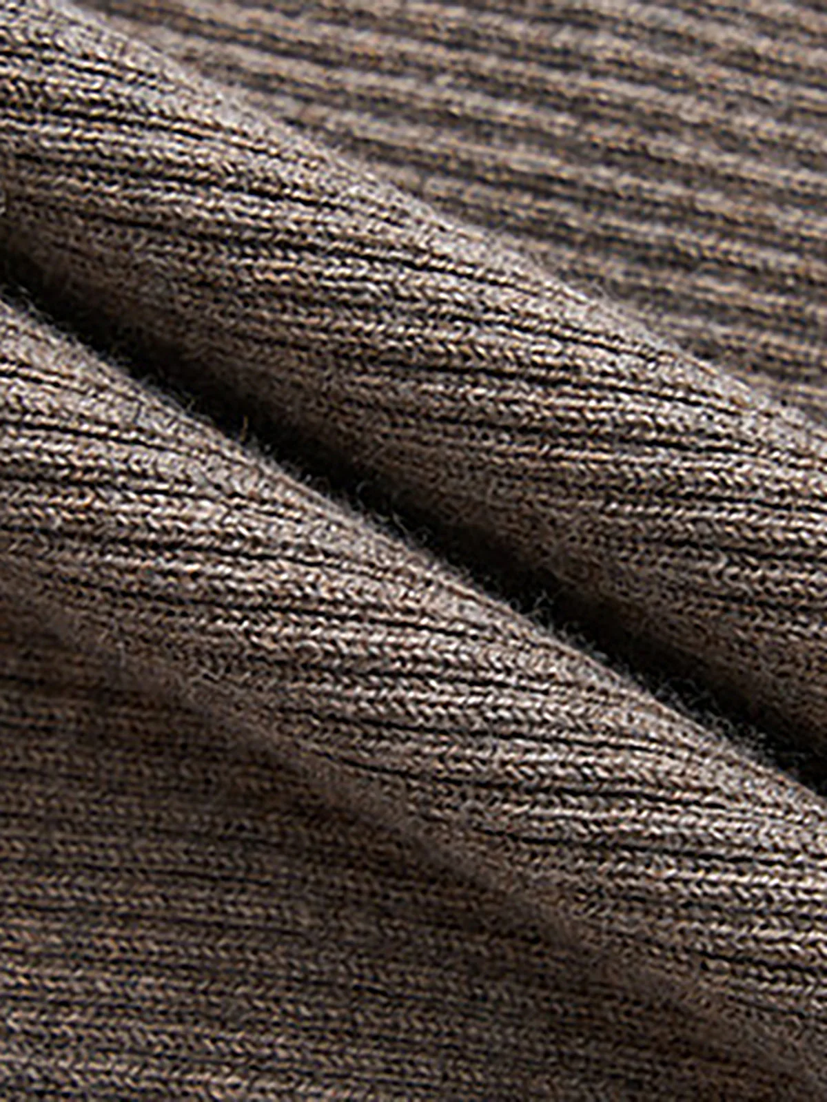 Winter | komplet damski dzianinowy z cekinami z domieszką wełny - Image 7